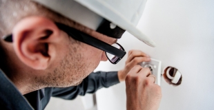 Assurance décennale pour électricien : devis et prix