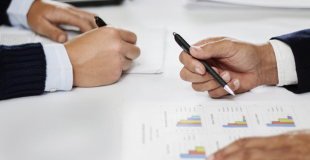 Pourquoi et comment assurer un salarié / cadre très important de l'entreprise ?